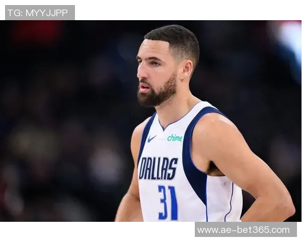 克莱三分表现平平仅得13分下半场未能得分球队双加时遗憾落败