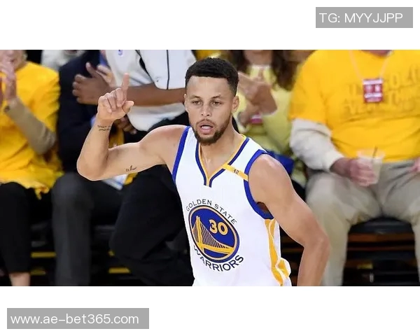 斯潘塞谈库里复出心态：我始终为这一刻做好准备无需教练特别交代